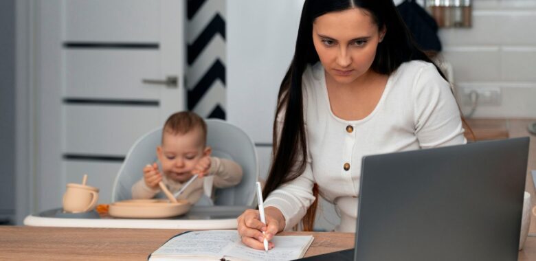 Cómo dejar la culpa por trabajar y ser mamá