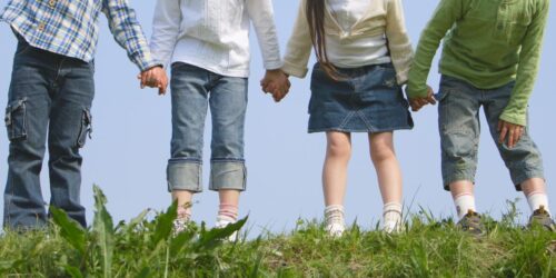 ¿El número de hijos influye en cuánto vives? Esto dice un estudio reciente