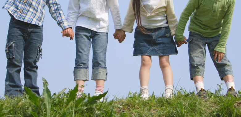 ¿El número de hijos influye en cuánto vives? Esto dice un estudio reciente