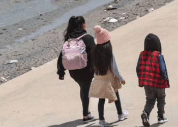 ICE detiene a 170 niños al día en Estados Unidos