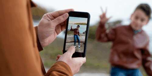 No subir fotos de tus hijos: El nuevo dilema de los papás