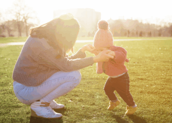 ¿Qué es el slow parenting? Todo lo que debes saber