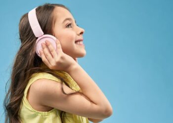 Salud auditiva infantil, un problema creciente en la era digital