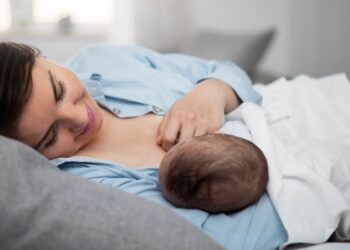 Lactancia sin dolor de espalda: El secreto está en tu postura