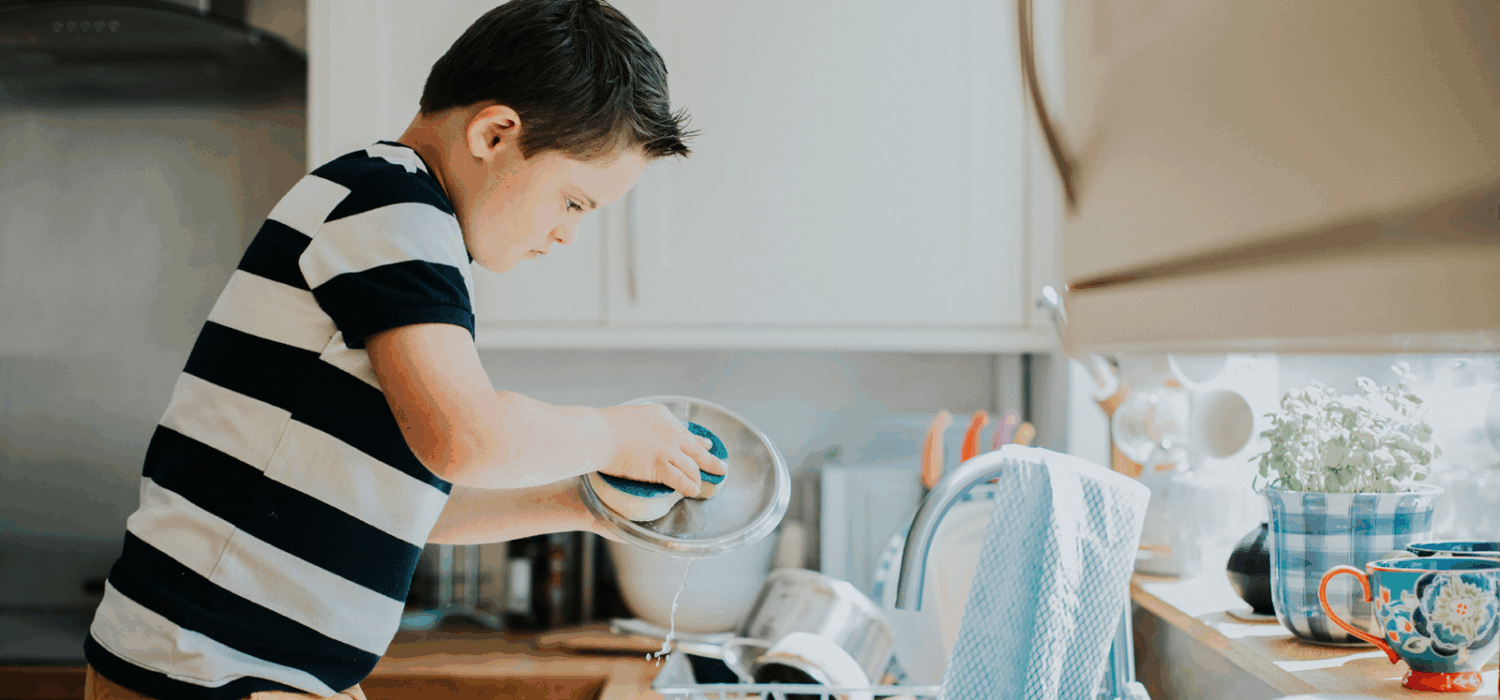 Autonomía infantil: ¿Por qué ayudar a tu hijo le está quitando poder?