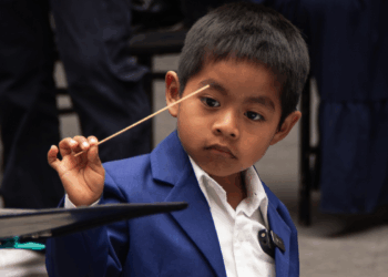Niño director de orquesta: conoce la historia de Gabriel