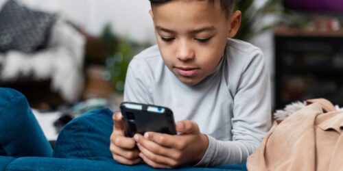 1 de cada 3 niños ya vive experiencias sexuales online