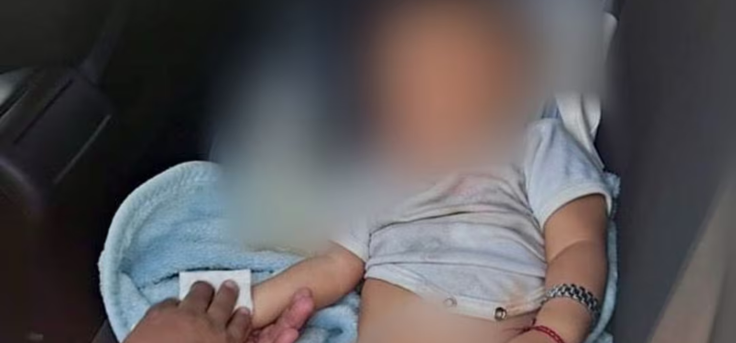 Bebé abandonado en un taxi