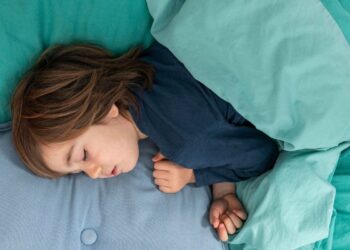¿Tu hijo ronca o duerme con la boca abierta? Esta señal podría afectar su desarrollo