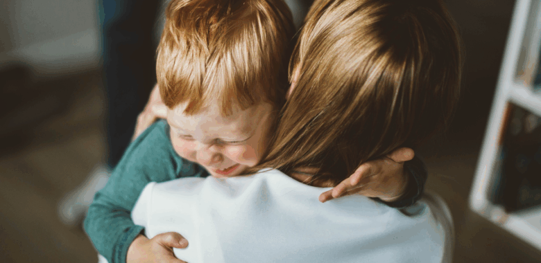 Mi hijo solo quiere estar conmigo: ¿Qué es ser el default parent?