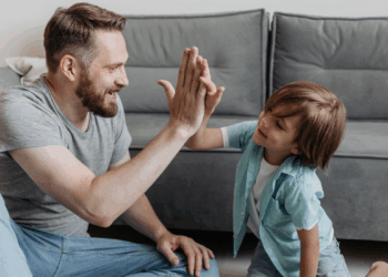 Por qué tu hijo no necesita un nuevo amigo sino un papá