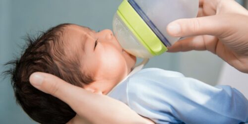 ¿Puedes donar tu leche materna? Requisitos y bancos en CDMX