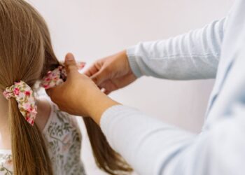 Peinados fáciles y rápidos para niñas en este regreso a clases