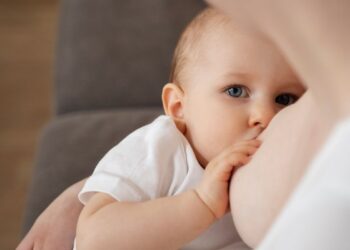 Lactancia materna: cómo ayuda al desarrollo facial de tu bebé