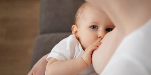 Lactancia materna: cómo ayuda al desarrollo facial de tu bebé
