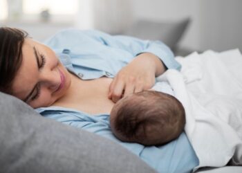 ¿Buscas prevenir la obesidad en tu hijo? Dale leche materna
