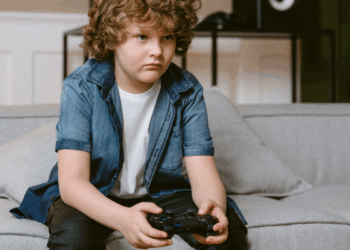 ¿Cómo saber si los videojuegos le están haciendo daño a mi hijo?