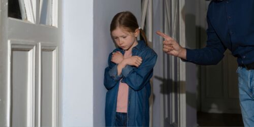¿Una nalgada a tiempo educa? 53% de niños han sufrido disciplina violenta