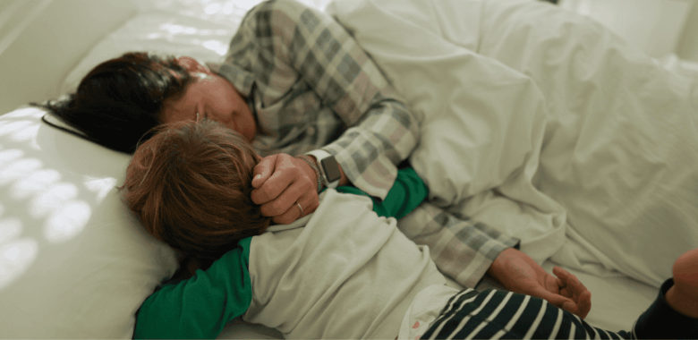 Low-energy parenting: Cómo conectar con tu hijo cuando llegas cansado del trabajo