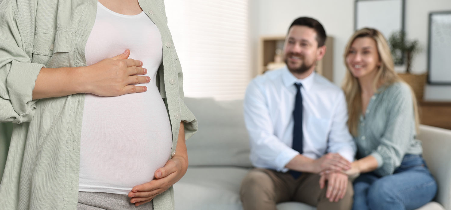 Madre de alquiler se niega a abortar