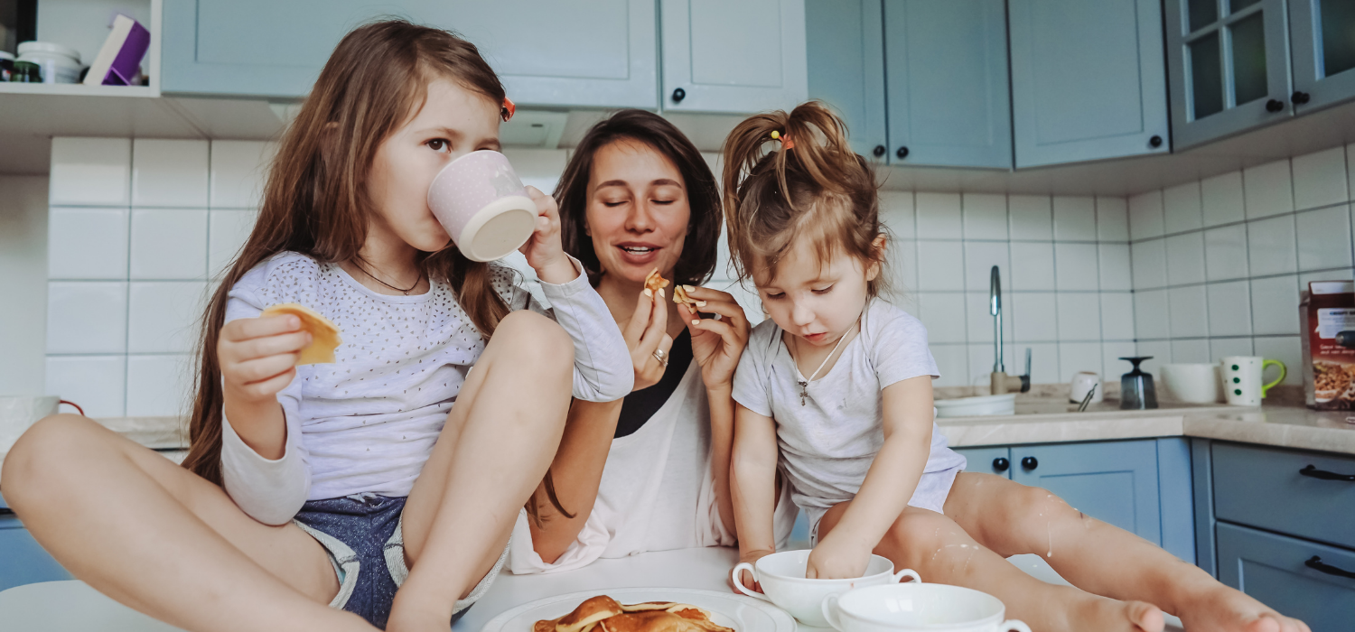 Tener dos hijas hace más felices a los papás