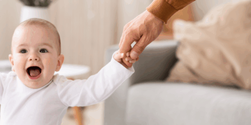 Mi bebé tiene casi 2 años y no camina: Por qué pasa y cómo puedo ayudarlo